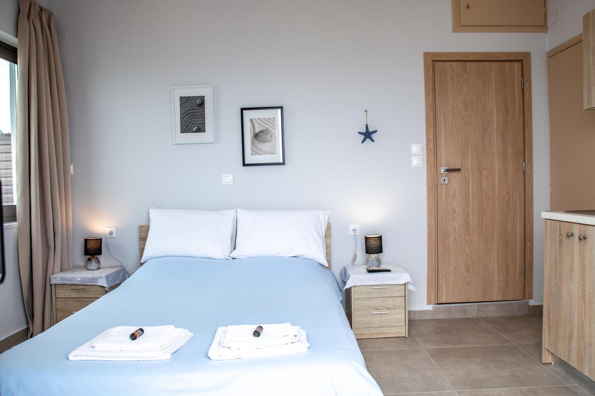 Nefeli Rooms Agia Marina Exterior foto