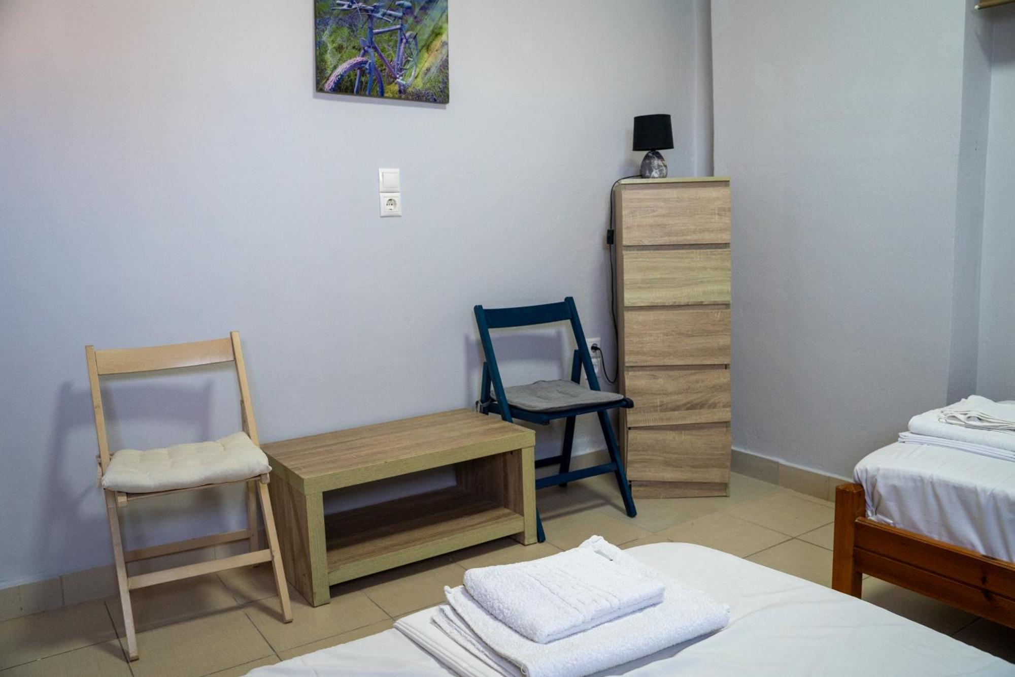 Nefeli Rooms Agia Marina Exterior foto
